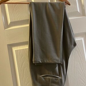 Uniqlo Women’s Charcoal Dress Pants